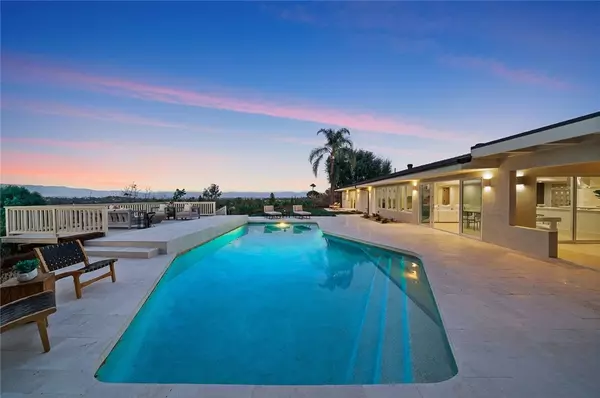 24153 Califa ST, Woodland Hills, CA 91367