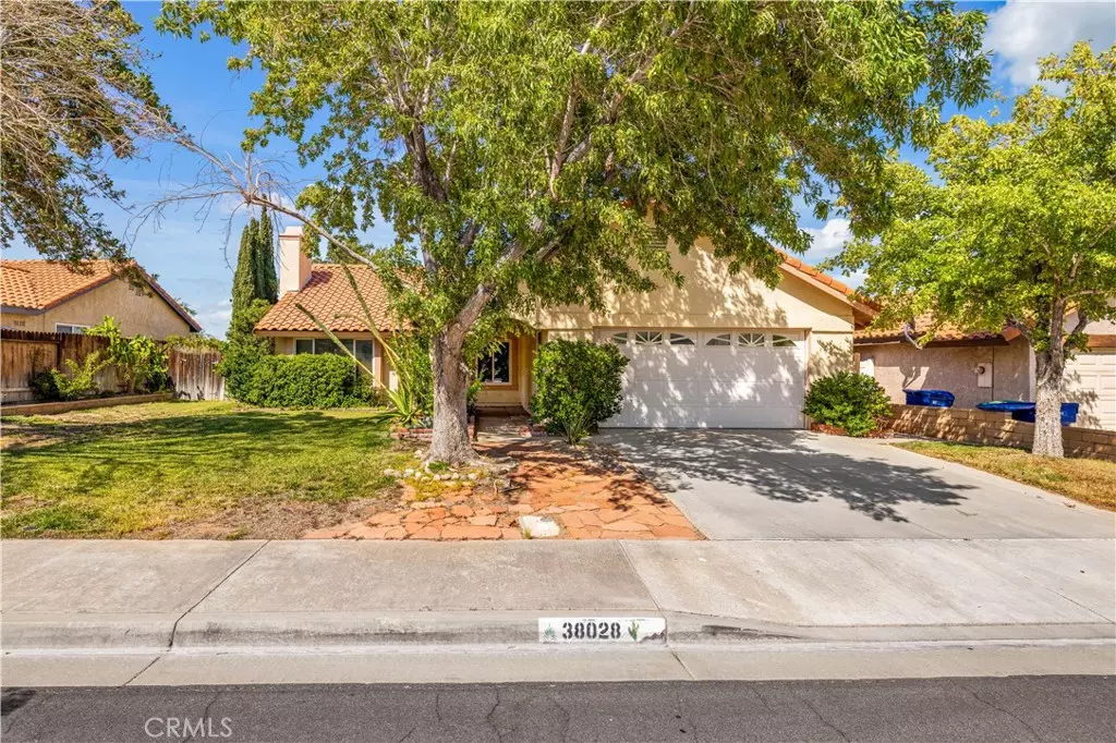 Palmdale, CA 93551,38028 Meadowlark LN