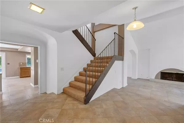 Thousand Oaks, CA 91360,3944 Corte Cancion