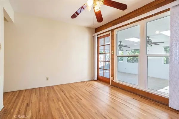 Granada Hills, CA 91344,11043 Babbitt AVE