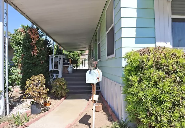 8800 Eton AVE #39, Canoga Park, CA 91304