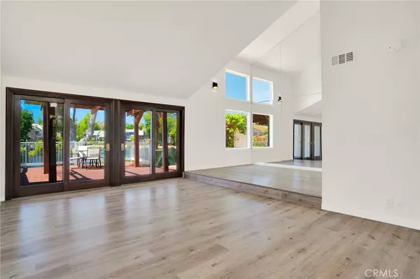 Calabasas, CA 91302,23310 Park Sorrento