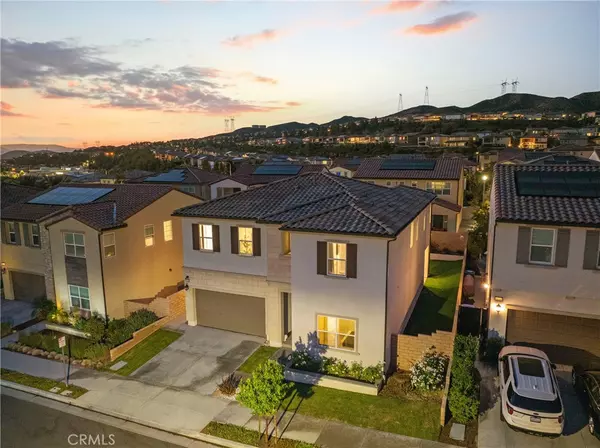 Canyon Country, CA 91351,19133 Malabar ST