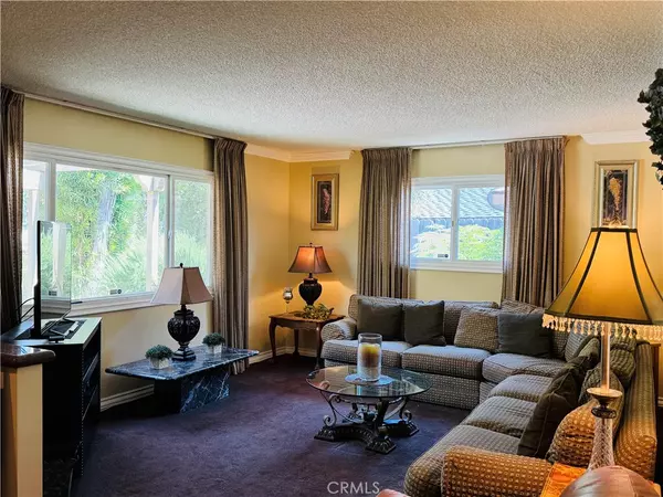 West Hills, CA 91307,24308 Highlander