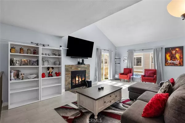 Castaic, CA 91384,31321 The Old RD #G