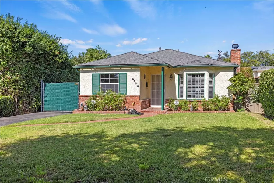 5425 Strohm Ave, North Hollywood, CA 91601