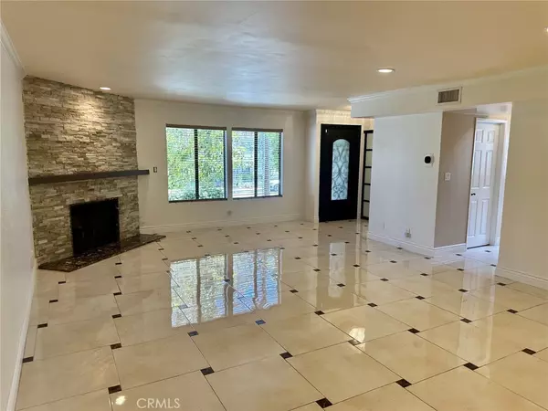Studio City, CA 91602,11622 Moorpark ST #6