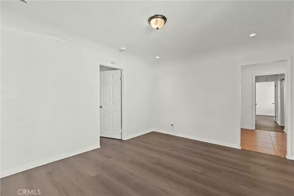 Los Angeles, CA 90047,1413 W 99th ST