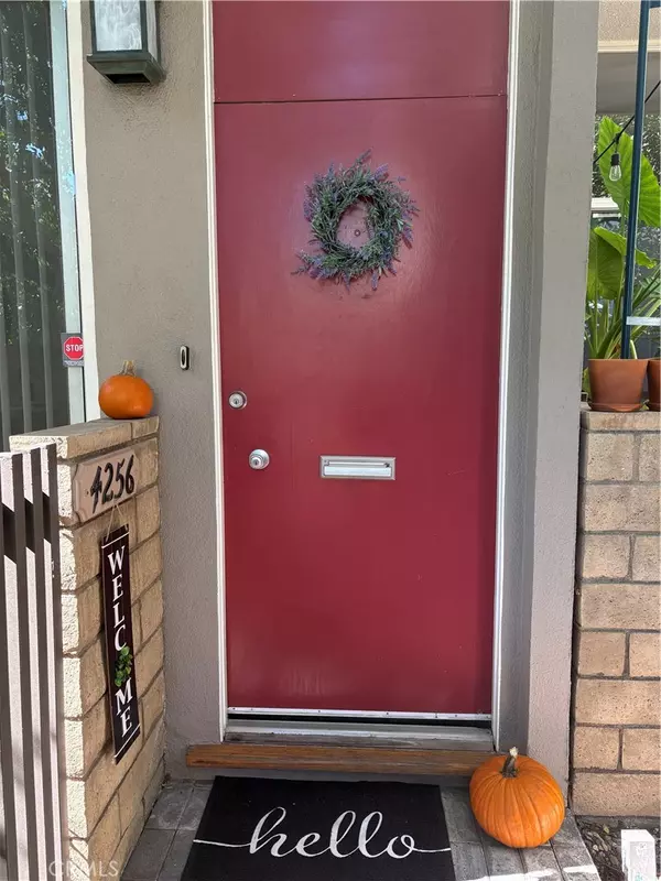 Burbank, CA 91505,4256 W Kling ST