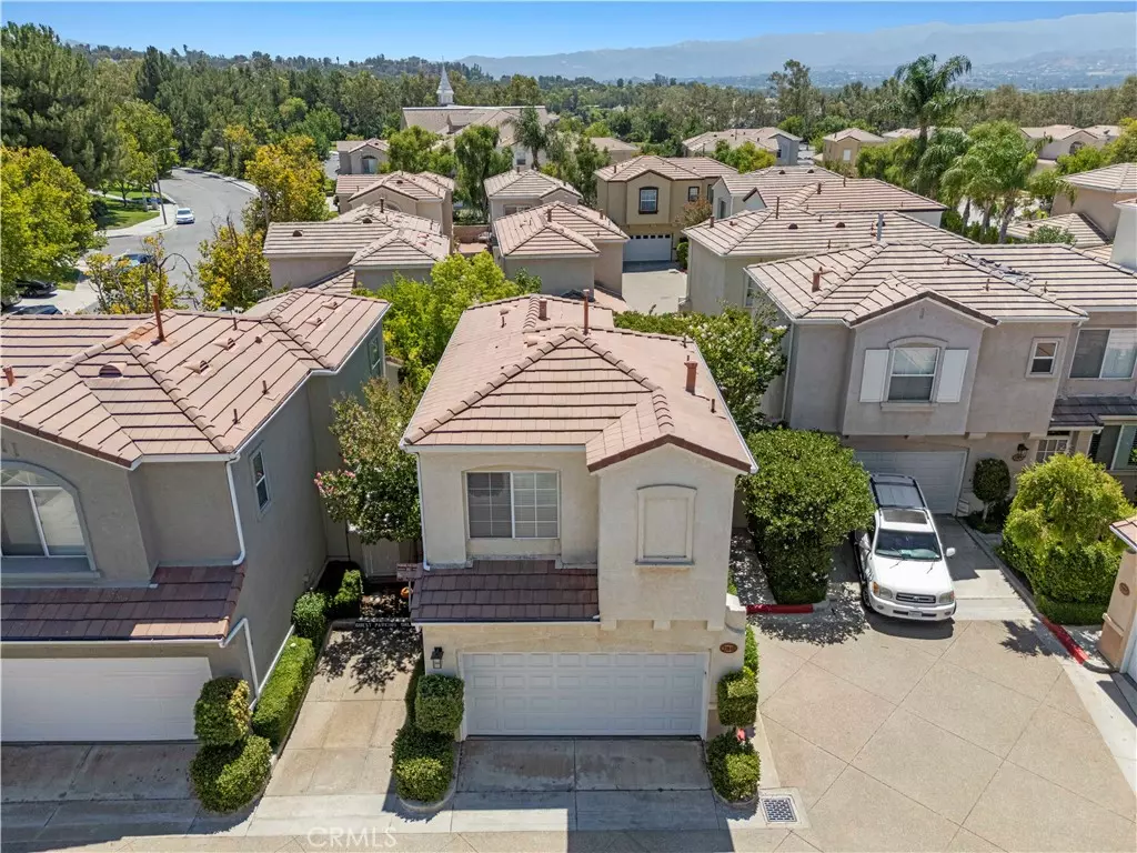 Valencia, CA 91354,27849 Skycrest Cr