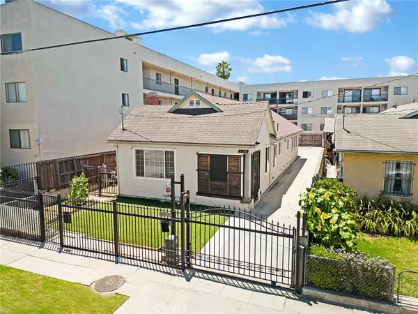 3148 W 11th ST, Los Angeles, CA 90006