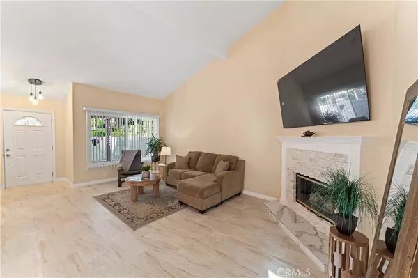 Thousand Oaks, CA 91362,2095 Wetstone CT
