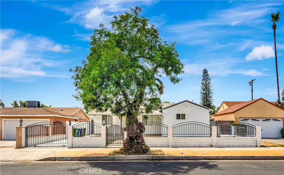 6337 Bellaire AVE, North Hollywood, CA 91606