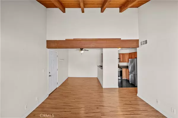 Granada Hills, CA 91344,10636 Woodley AVE #22