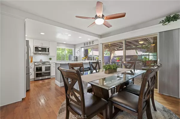 Valencia, CA 91355,24678 Golfview DR