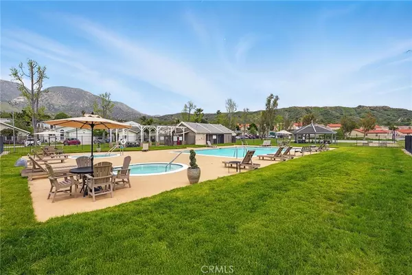 Sylmar, CA 91342,13691 Gavina AVE #585