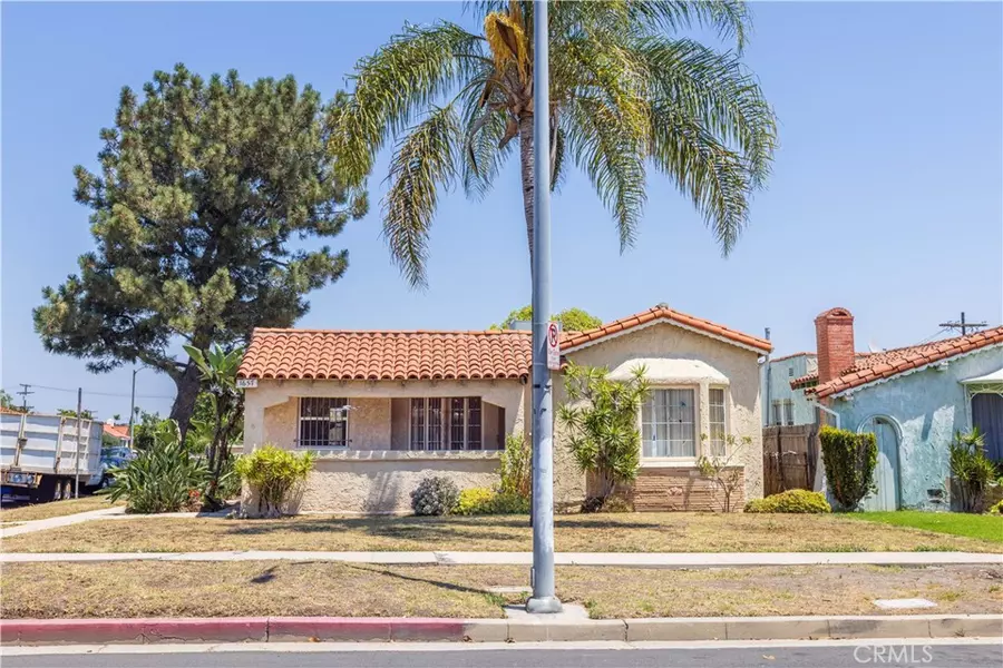 1657 W 79th ST, Los Angeles, CA 90047