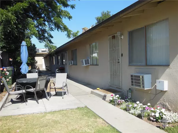 Rialto, CA 92376,204 N Orange AVE