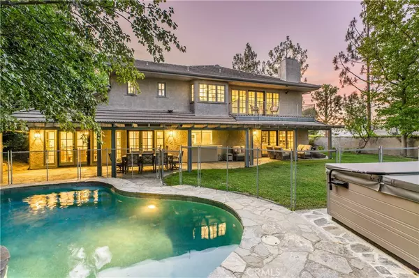 Woodland Hills, CA 91367,6032 County Oak RD