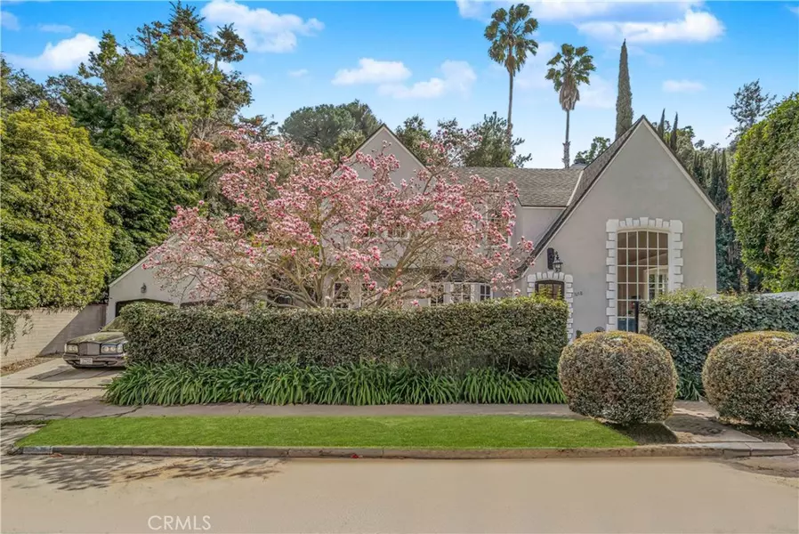 3158 Oakshire DR, Los Angeles, CA 90068