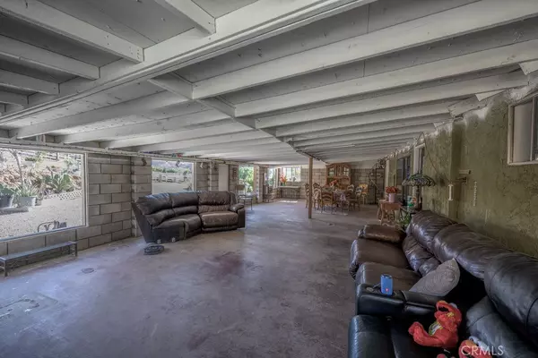 Agua Dulce, CA 91390,9555 1/2 Hierba RD