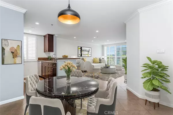 7320 Hawthorn AVE #102, Los Angeles, CA 90046