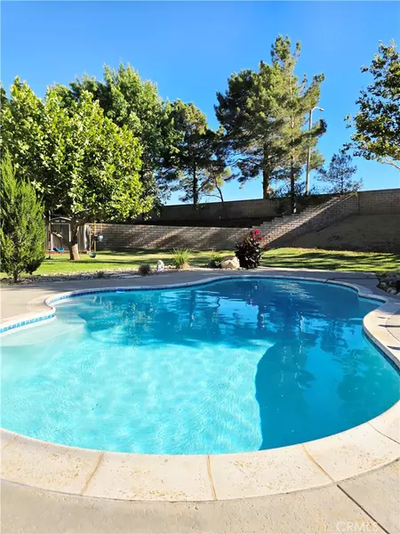 39785 Verona LN, Palmdale, CA 93551