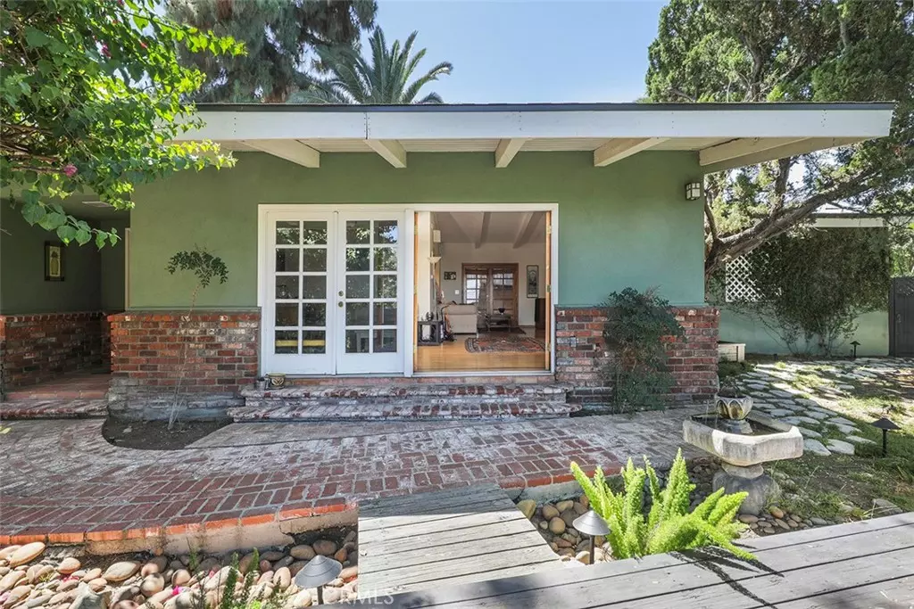 Woodland Hills, CA 91364,22526 Cass AVE