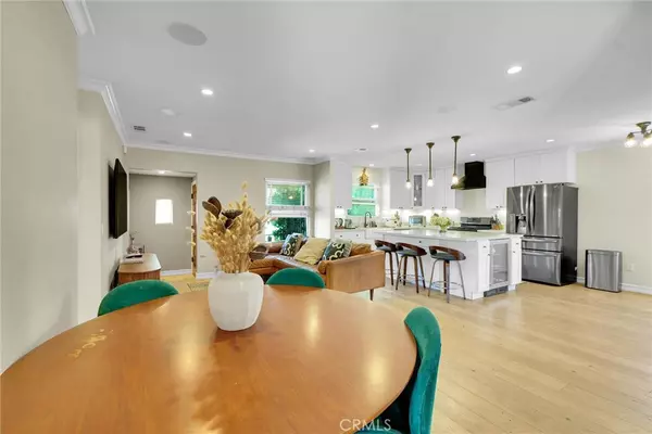 Reseda, CA 91335,18136 Lull ST