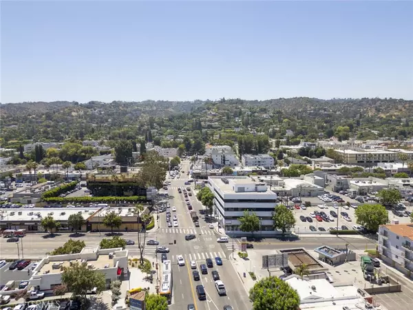 4419 Van Nuys BLVD #411, Sherman Oaks, CA 91403
