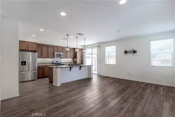 Saugus, CA 91350,22059 Barrington WAY