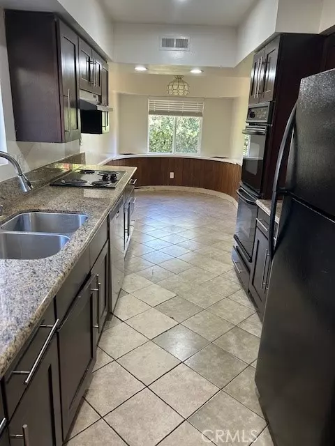 Tarzana, CA 91335,18413 Sylvan ST