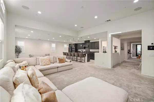 Palmdale, CA 93551,39057 Mondell Pine AVE