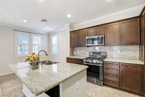 Simi Valley, CA 93065,2917 Palmera LN