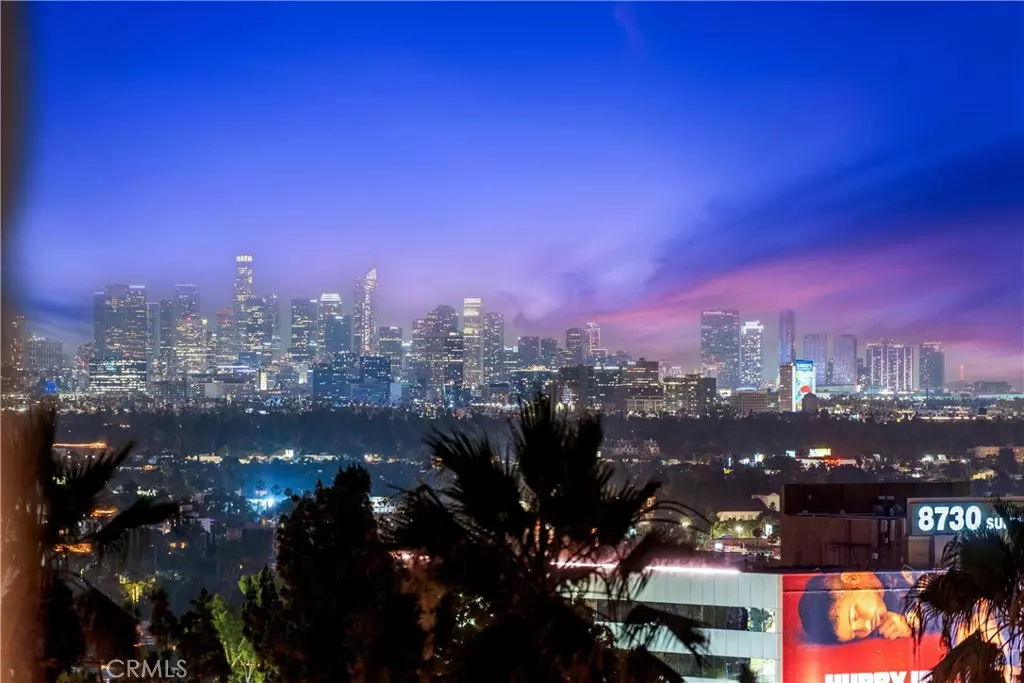 West Hollywood, CA 90069,1264 Ozeta TER #301