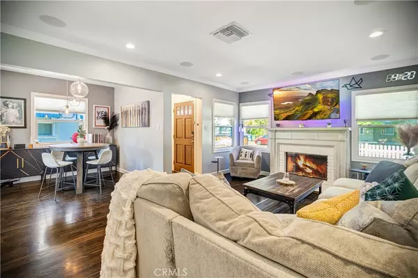 Lake Balboa, CA 91406,6455 Densmore AVE