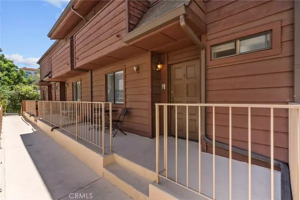 Sherman Oaks, CA 91423,4455 Fulton AVE #3