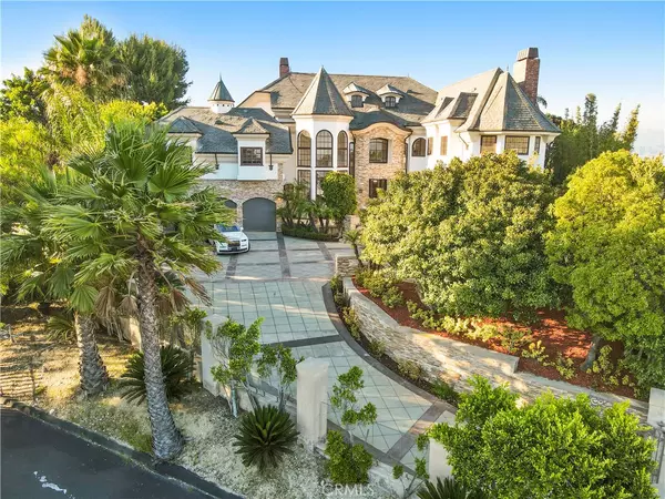 Beverly Hills, CA 90210,13320 Mulholland DR