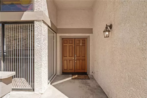 Calabasas, CA 91302,26007 Alizia Canyon DR #A