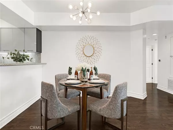 Los Angeles, CA 90046,1319 N Detroit ST #203