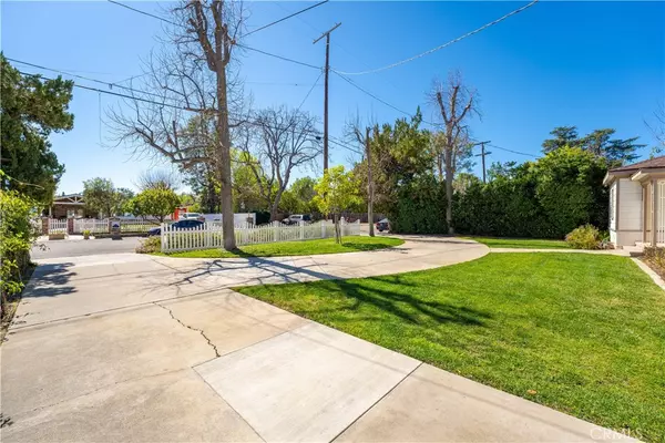 Woodland Hills, CA 91367,23017 Sylvan Street
