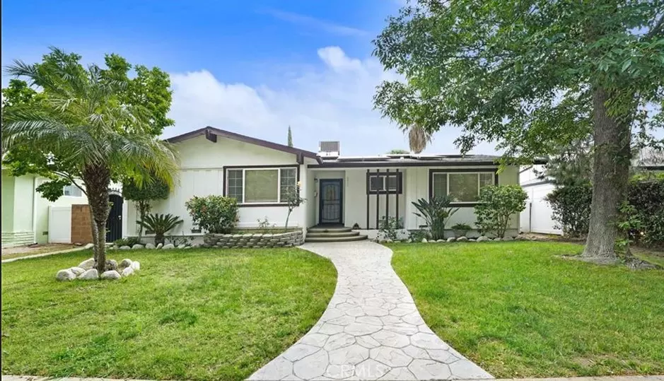 6660 Woodlake AVE, West Hills, CA 91307