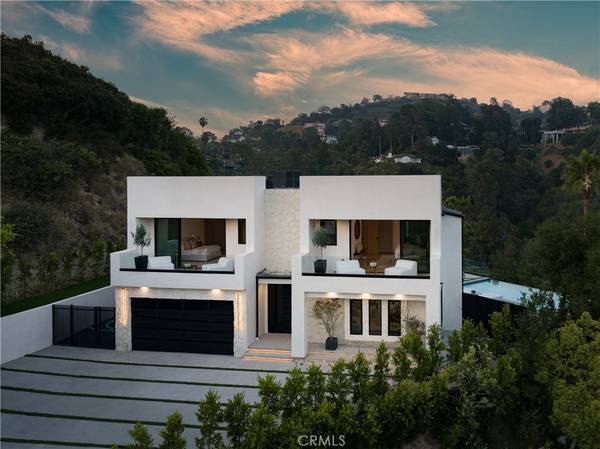 Los Angeles, CA 90046,2608 Zorada DR