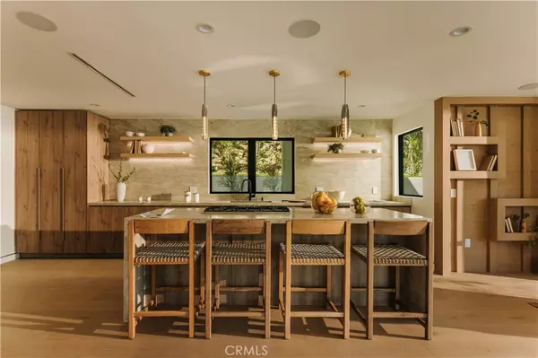 Los Angeles, CA 90046,2608 Zorada DR