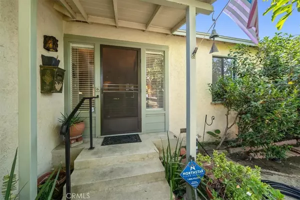 Lake Balboa, CA 91406,6631 Densmore AVE