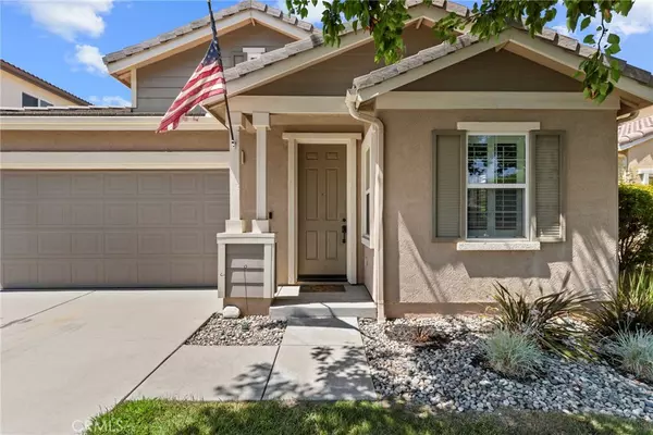 19735 Edmonds PL, Saugus, CA 91350