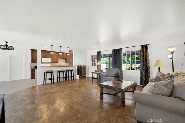 Chatsworth, CA 91311,9938 Mason AVE