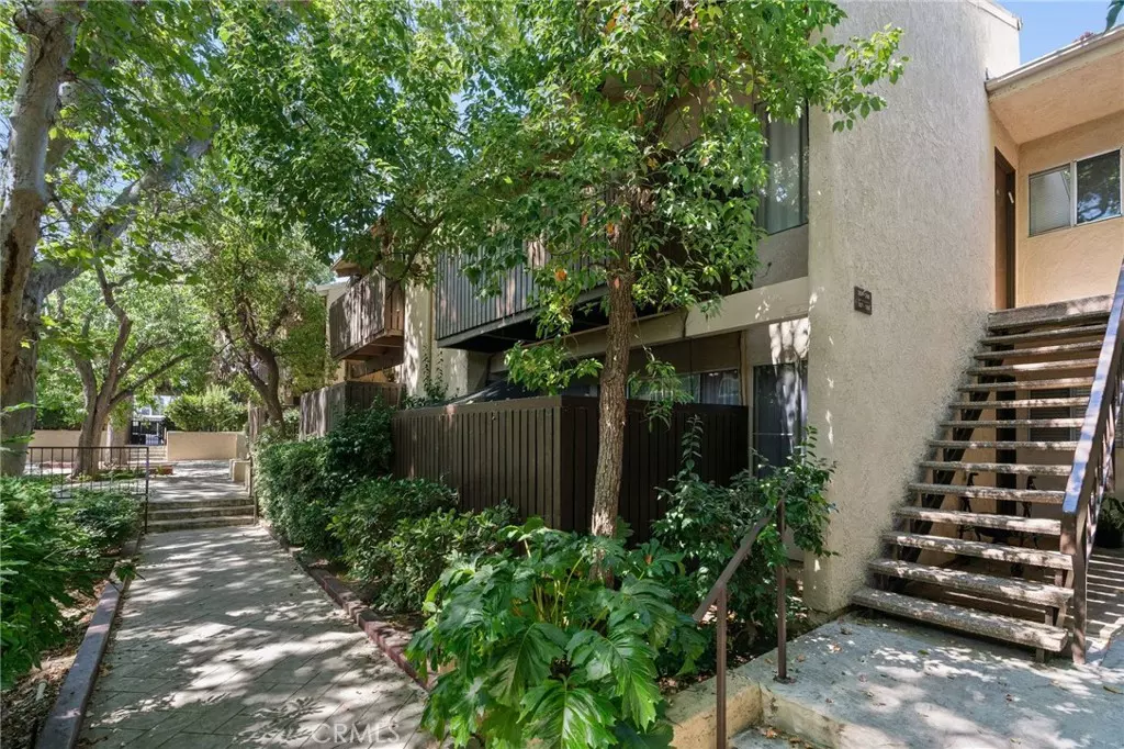 Tarzana, CA 91356,18350 Hatteras ST #267