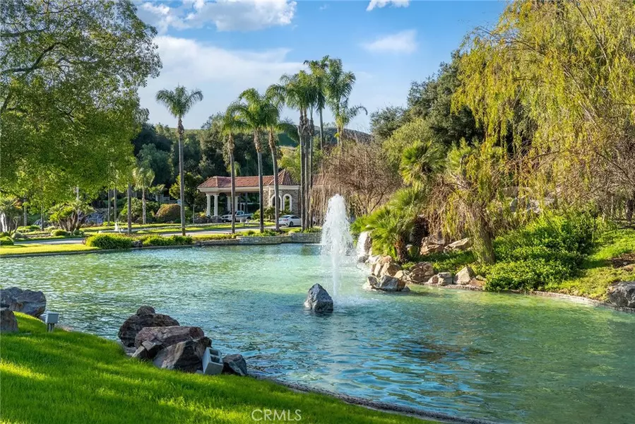 5451 Newcastle LN, Calabasas, CA 91302