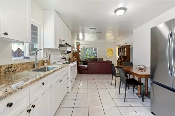 Sun Valley, CA 91352,8446 Bradley AVE